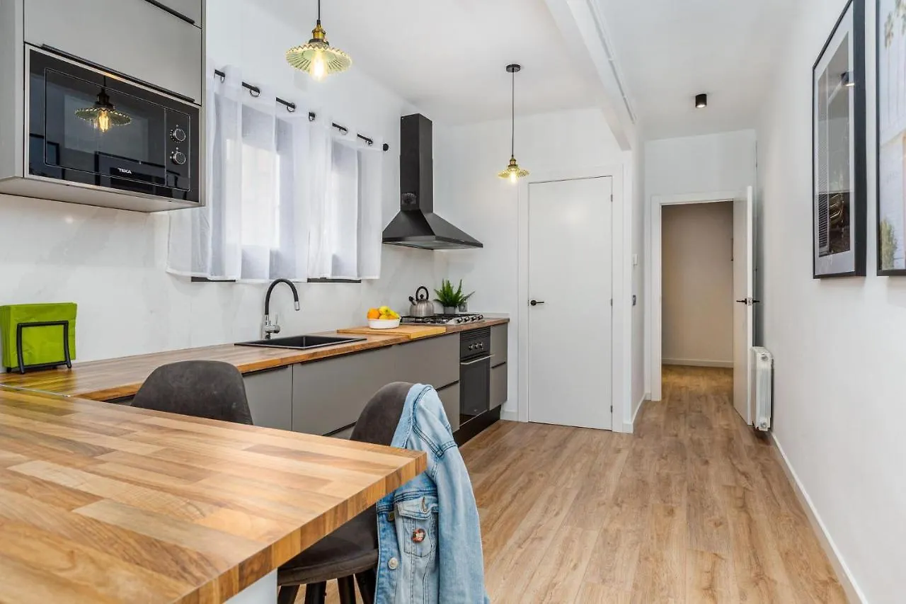 Simply Stunning - Hidden Gem, Heart Of Poble Sec Apartamento Barcelona